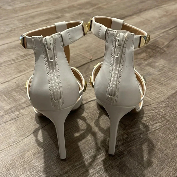 INC - White - Studded Goring Ankle Strap Syndia Pointed Toe Stilettos - Size 10M - Picture 5 of 10